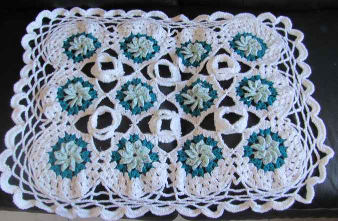 large image of art item: decor – crocheted baby blanket 