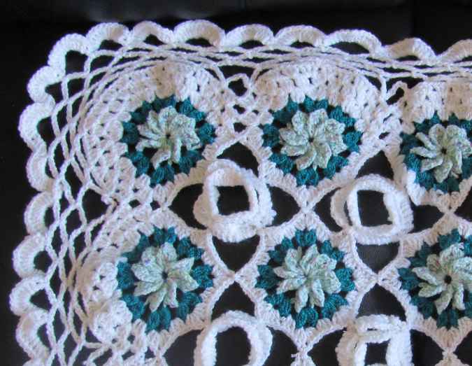 large image of art item: decor – crocheted baby blanket 
