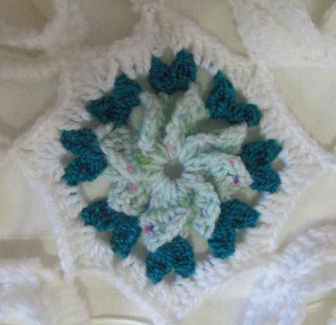 large image of art item: decor – crocheted baby blanket 