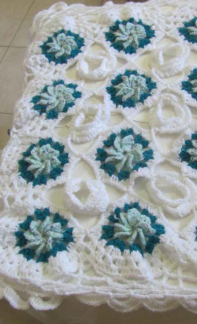 large image of art item: decor – crocheted baby blanket 