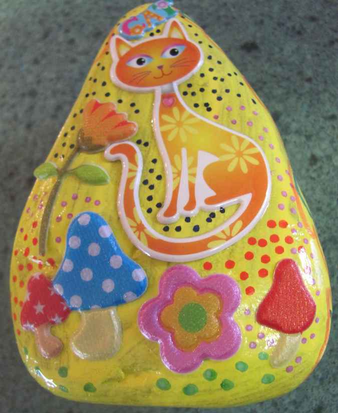 large image of art item: decor – stone yellow cat